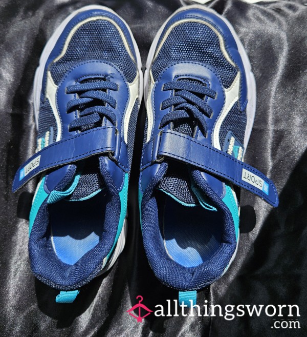 Uk Size 2 Very Well Worn Trainers