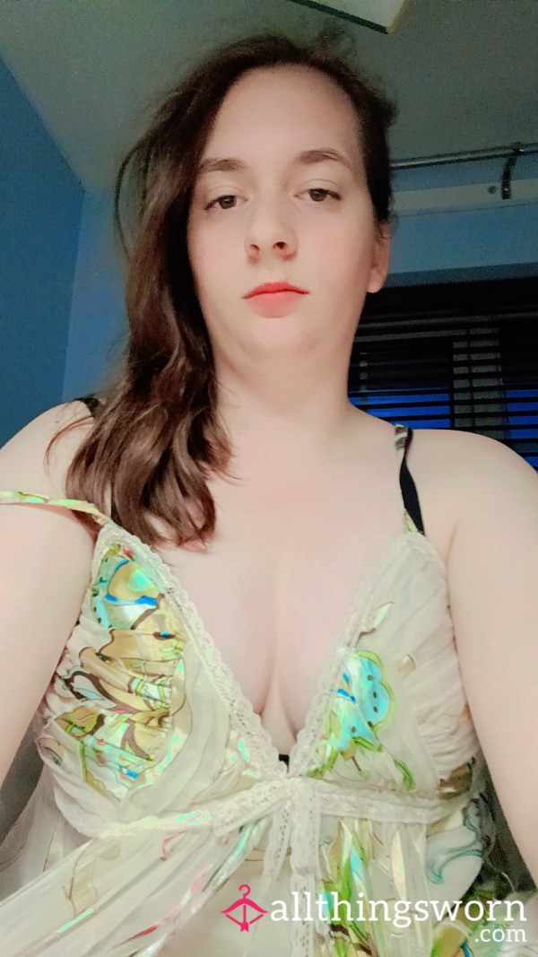 Ultimate Girlfriend Experience, Pay Me For My Meal