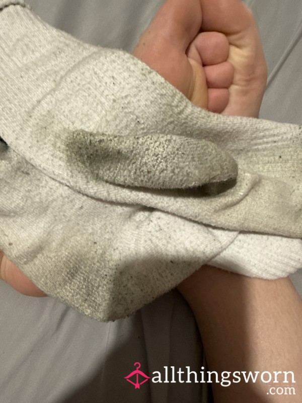 Ultra Dirty Sweaty White Crew Socks - 3 Day Wear