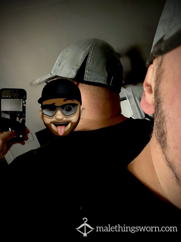 UNDER ARMOUR UA  GREY FILTH WELL WORN USED SWEATY STAINED 🥵 MUSKY & SKUNKED 💪🏽🥵🧢👍🏽 💧💧👅 📦 🤪✅