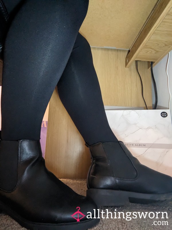 Under Desk At Work In Tights And Boots 😈