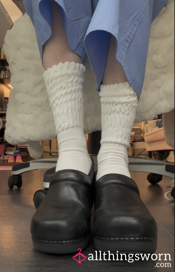 Under My Desk: 13-Minute Foot Ignore Video In Scrubs & Danskos (med Student Studying)