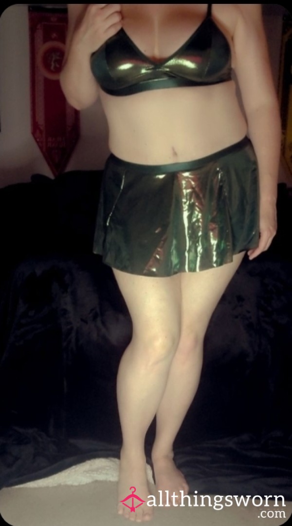 Under The Skirt