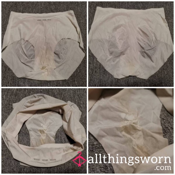 Underwear Worn By Chinese Flight Attendants At Work