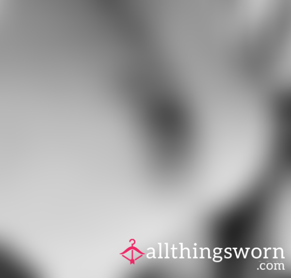 Unlock A Titty Pic