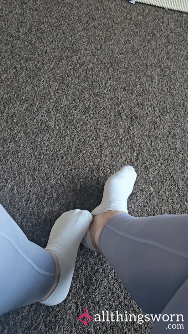 Unwrapping My Divine Feet... Worship Them?