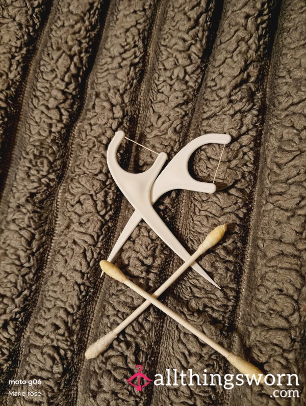 Used 2 X Dental Flossers And 2 X Cotton Buds (ears)