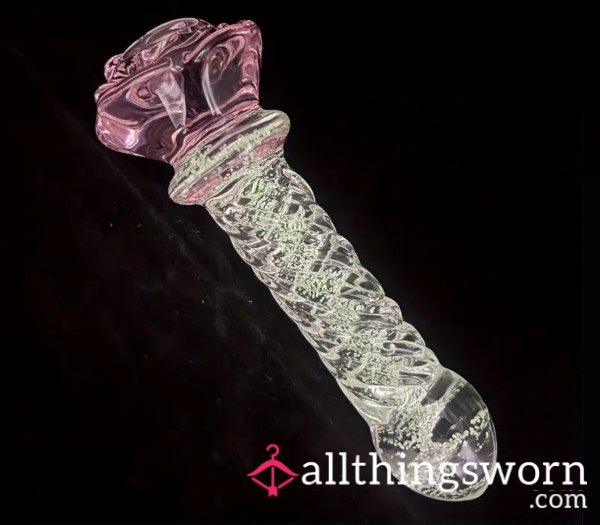 Used 6” Gla** Rose Di**o / Bu*t Plug