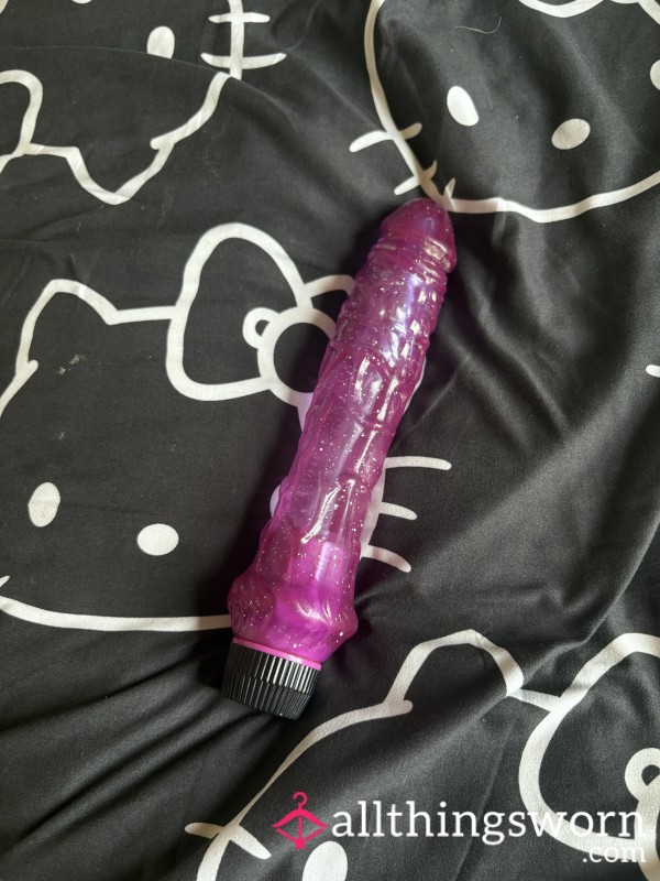 Used 8 Inch Purple Vibrating Di**o