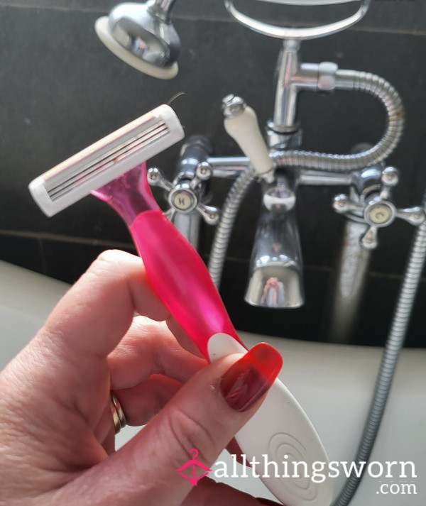 Used Bic Soleil Razor