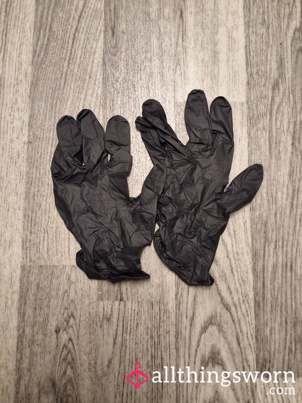 Used Black Nitrile Gloves