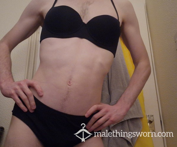 Used Black Padded Bra