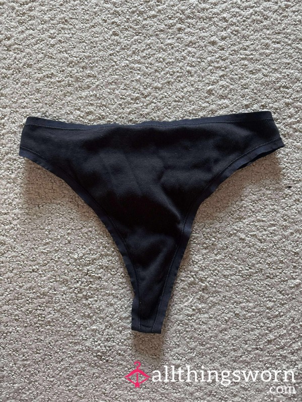 Used Black Ribbed Thong 🖤