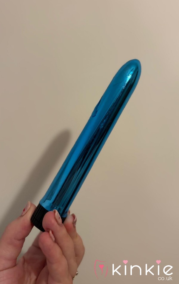 Used Blue Vibrator 💧✨️