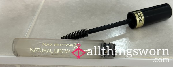 Used Brow And Eyelash Styler