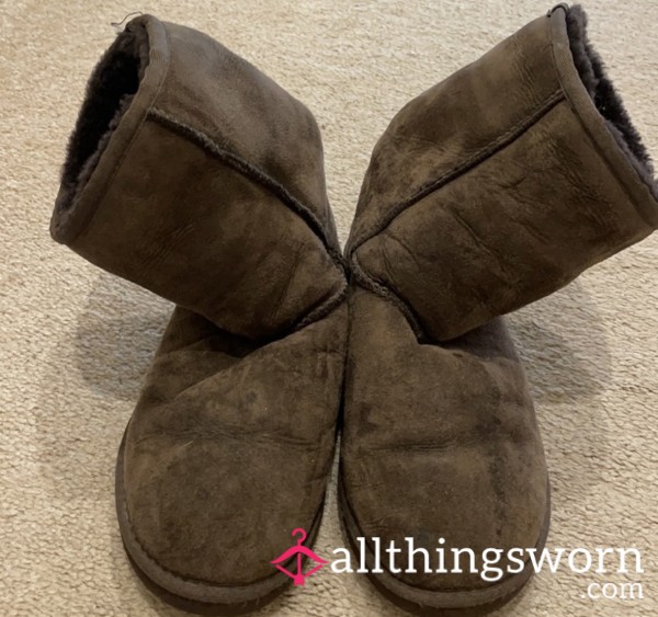 Used Brown Uggs