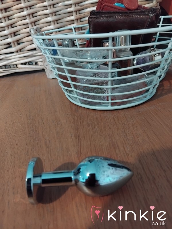 Used Sex Toys. Find Used Dildos & Vibrators on our fetish site Used Sex Toys. Find Used Dildos & Vibrators on our fetish site