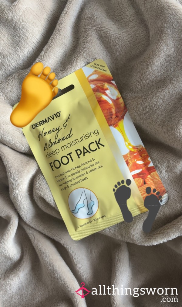 Used By Me - DEEP Moisturising Foot Pack Mask Ma**age Wet & Moist Boots Socks