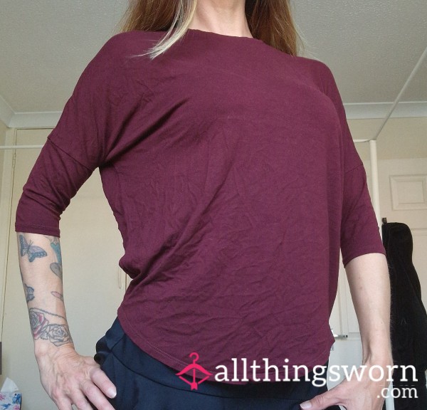 Used Cla**y S**y Womens Burgandy Top
