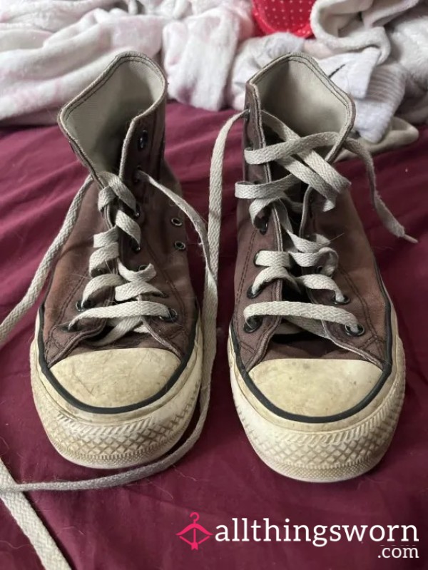 Used Converse