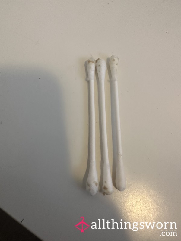 Used Cotton Ear Buds
