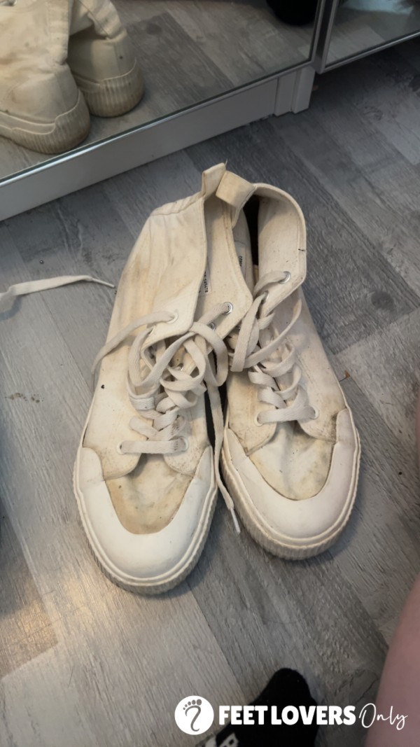 Used Dirty Converse