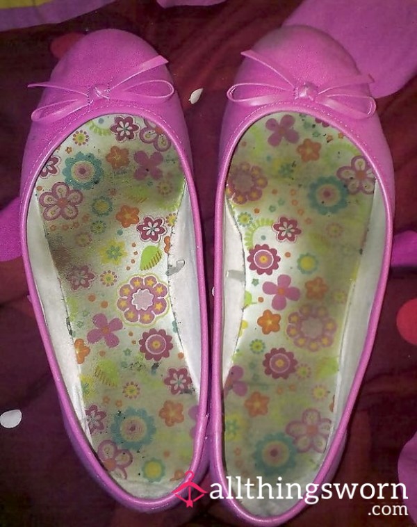 USED DIRTY PINK FLATS