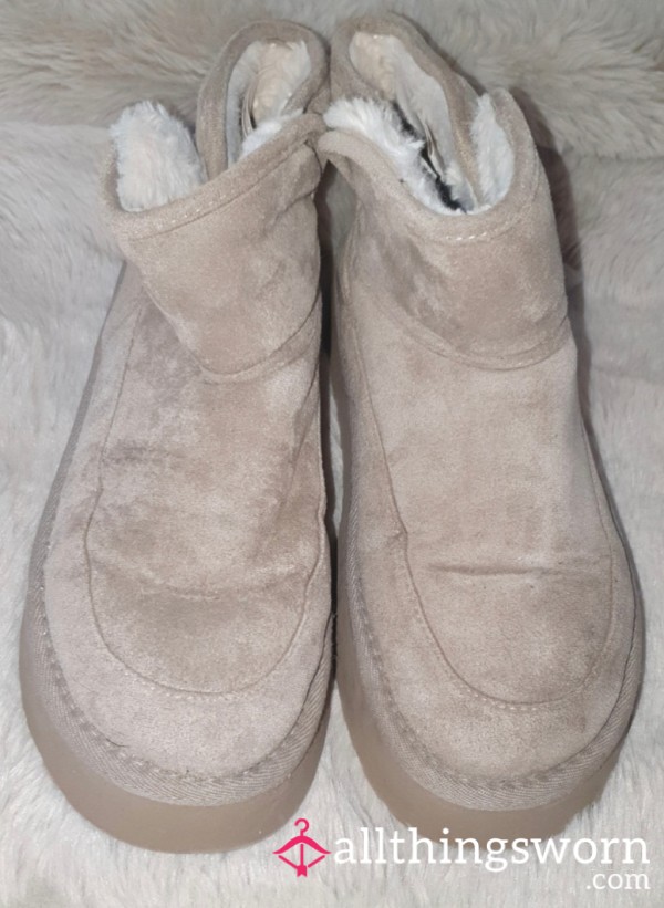 Used Dog Walking Boots
