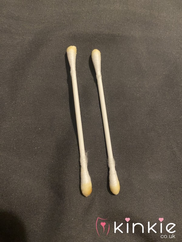 Used Ear Buds😋