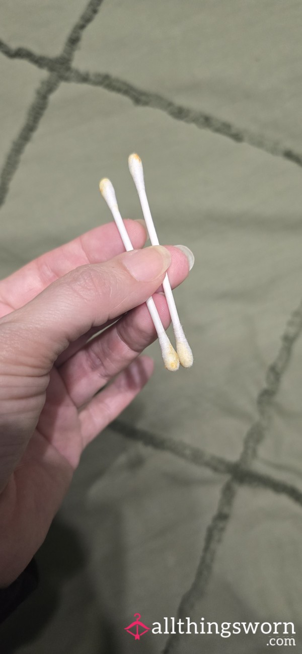 Used Ear Buds
