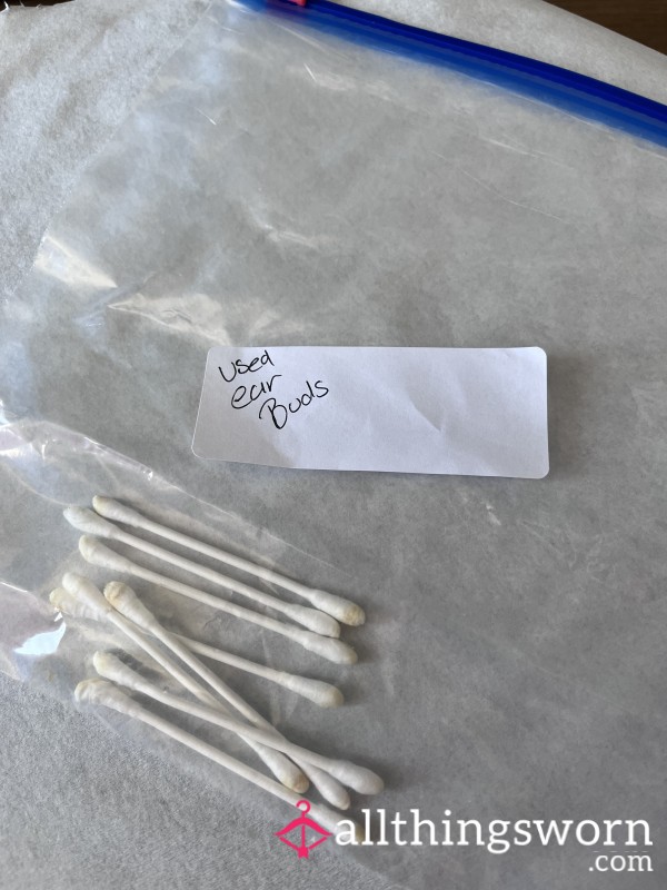 Used Earbuds