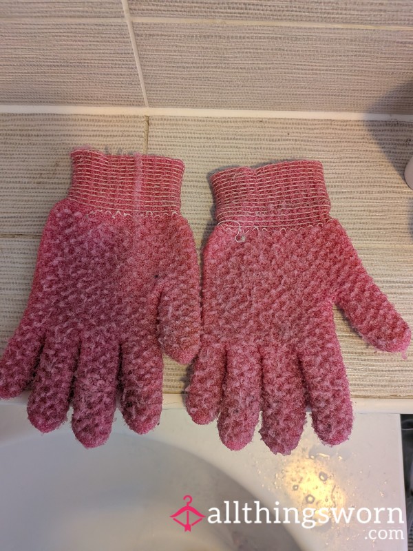 Used Exfoliating Gloves