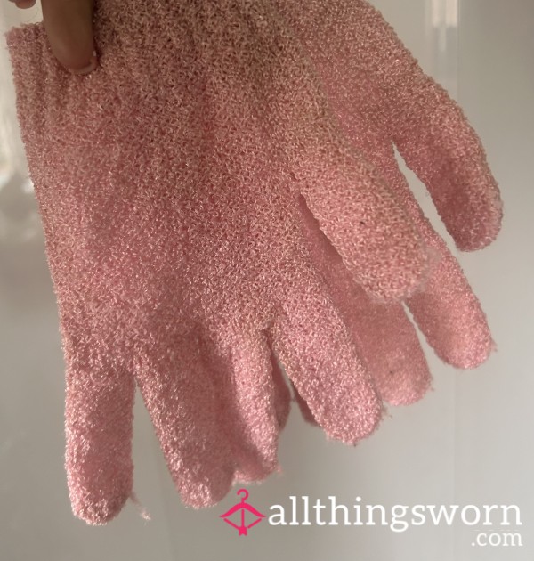 Used Exfoliating Shower Gloves