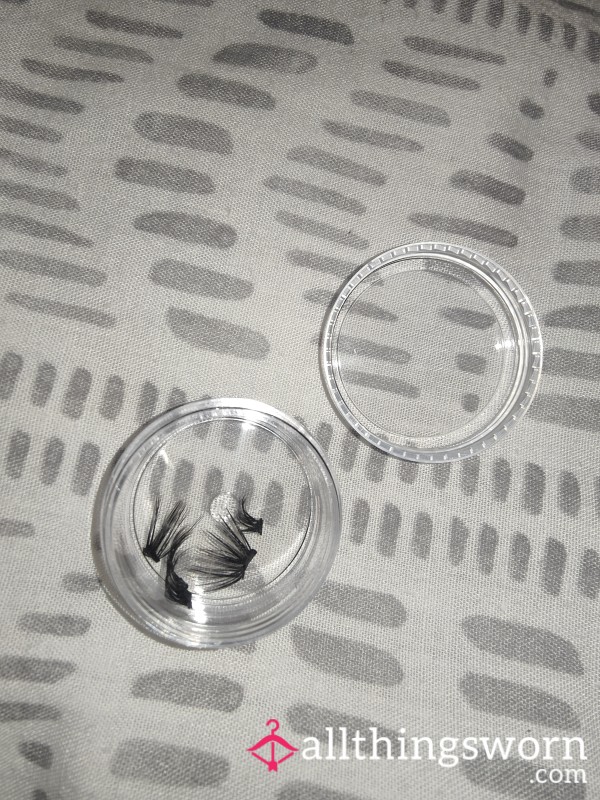 Used Eyelashes