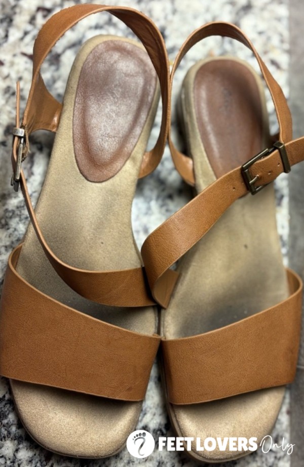 Used Flats ❤️🥰