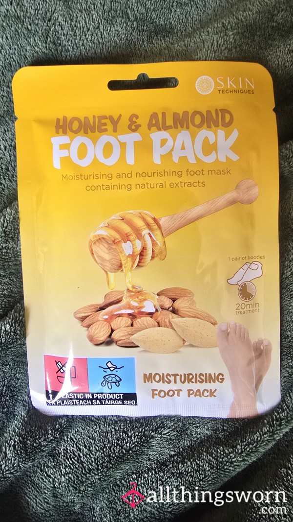 👣 Freshly Worn Foot Mask 👣 Soft, Warm, And Recently Slipped Off My Feet… Ready For Someone Who Loves That Extra Personal Touch 😘