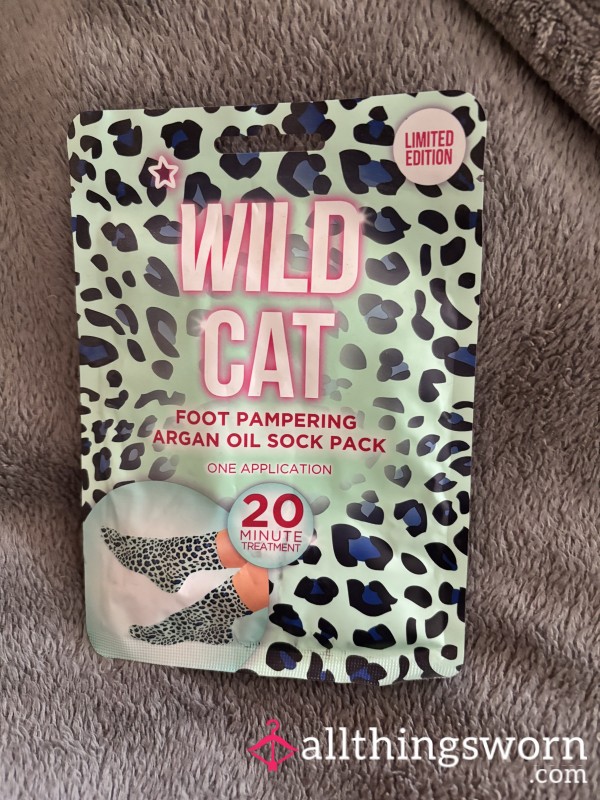 Used Foot Mask To Bring My Feet Back To Life 👣