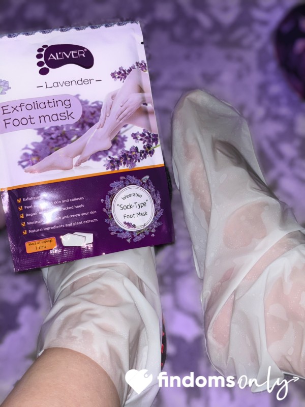 Used Foot P**l Mask