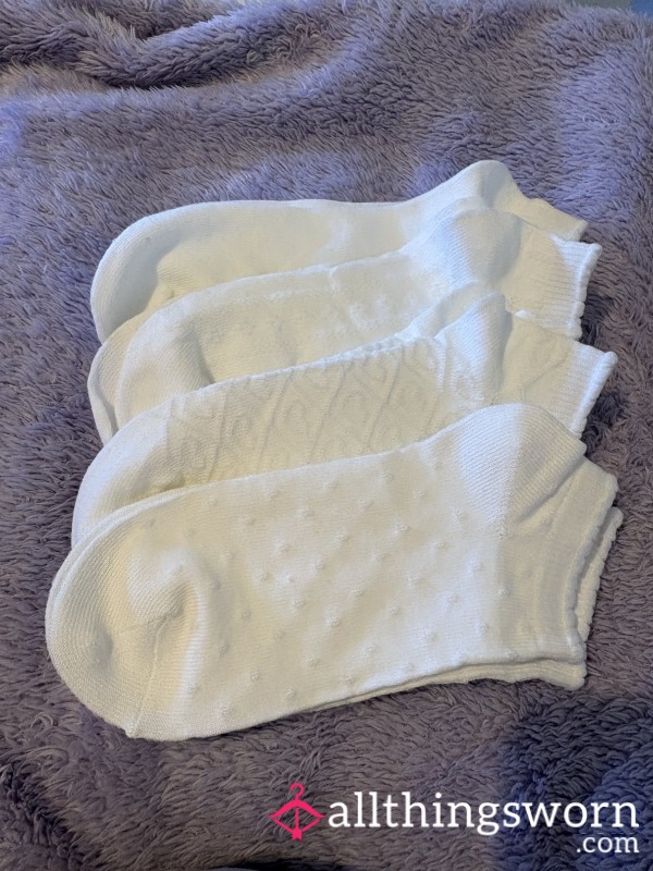 Used Frilly Socks 🧦