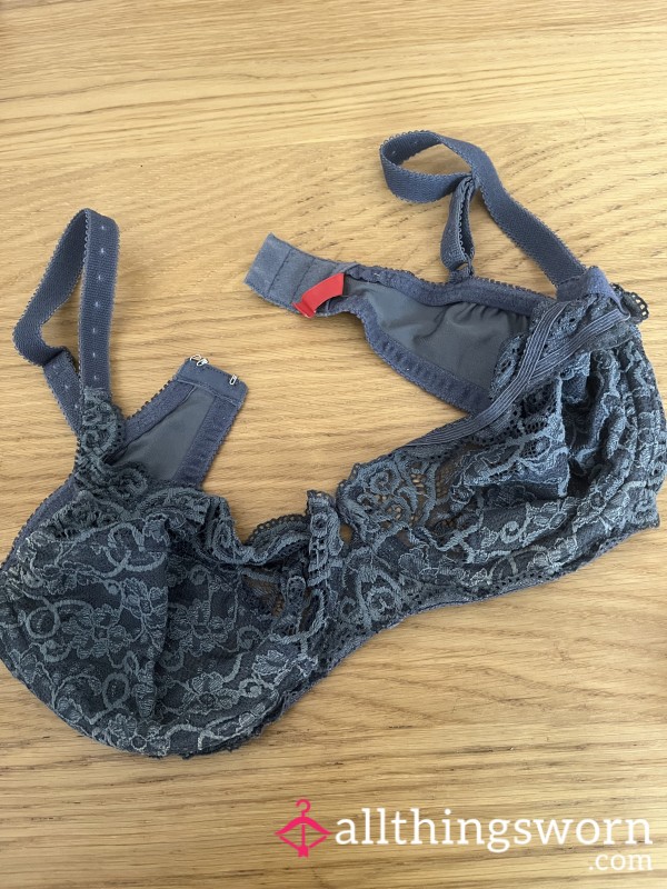 Used Grey Lace Under Wire Bra 34D