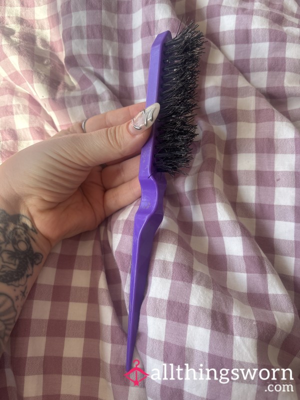 Used Hairbrush 🎀👱🏼‍♀️