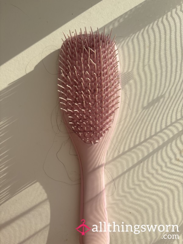 Used Hairbrush – Personal Touch & Intimate Authenticity