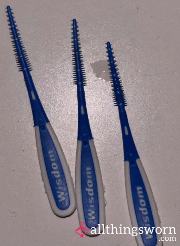 Used Interdental Brushes