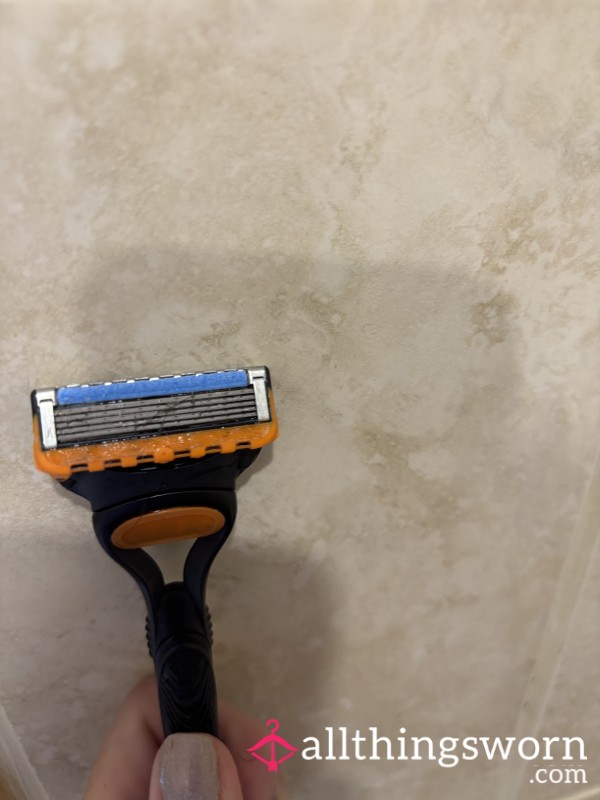 Used Intimate Razor