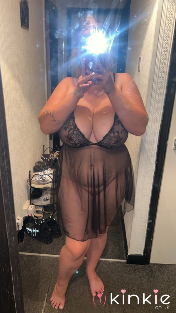 Used Lingerie Set (p.s. I Squirted On It)😘