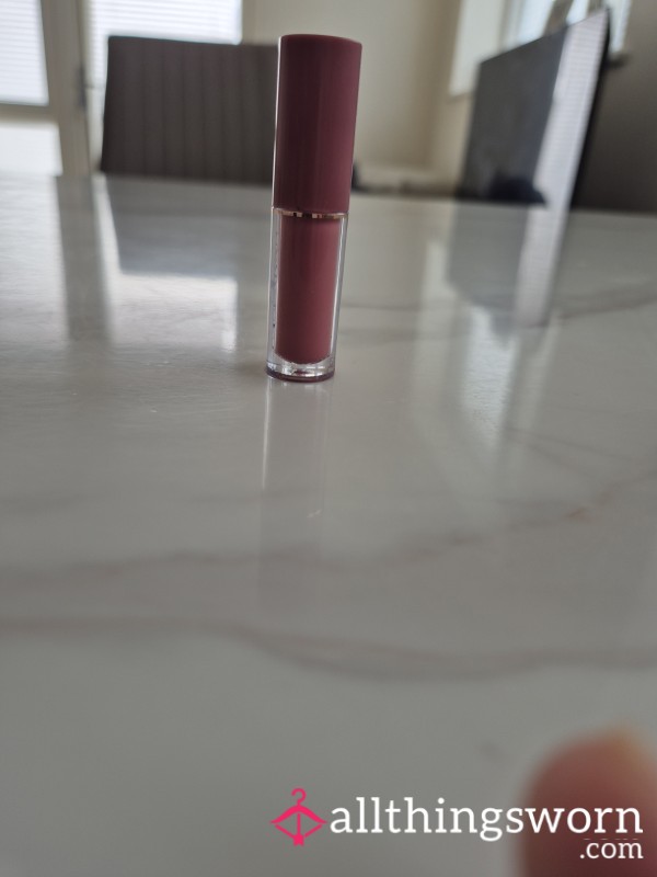 Used Lipgloss
