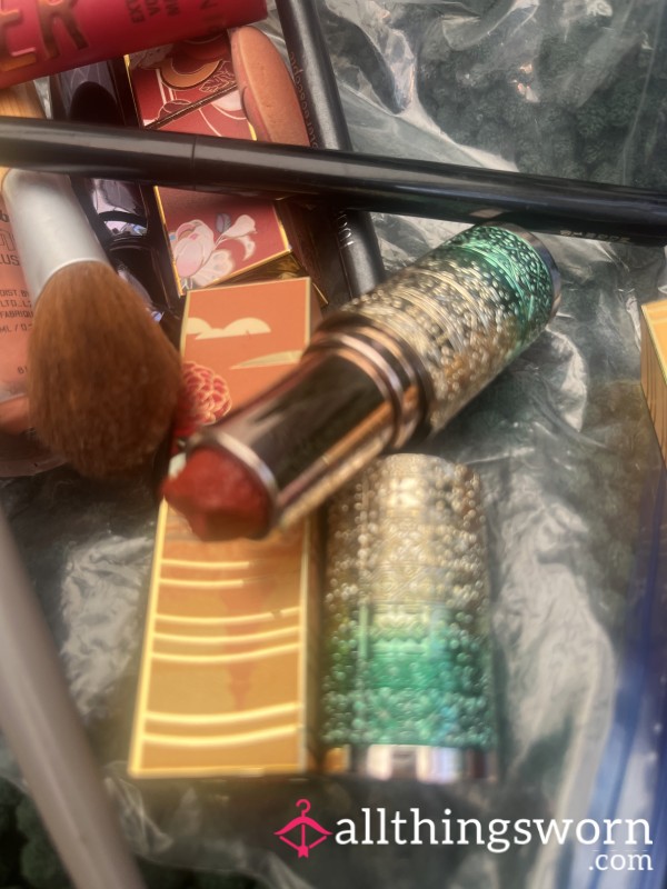 Used Make Up Rubbish