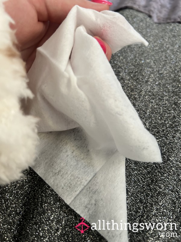 Used Makeup Wipes - Still Smell My 🐱