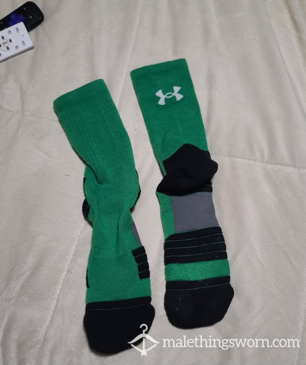 Used Mens Under Armor Socks. Size 13-15