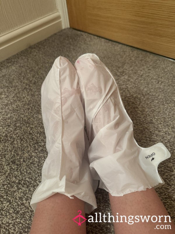 Used Moisturising Foot Socks